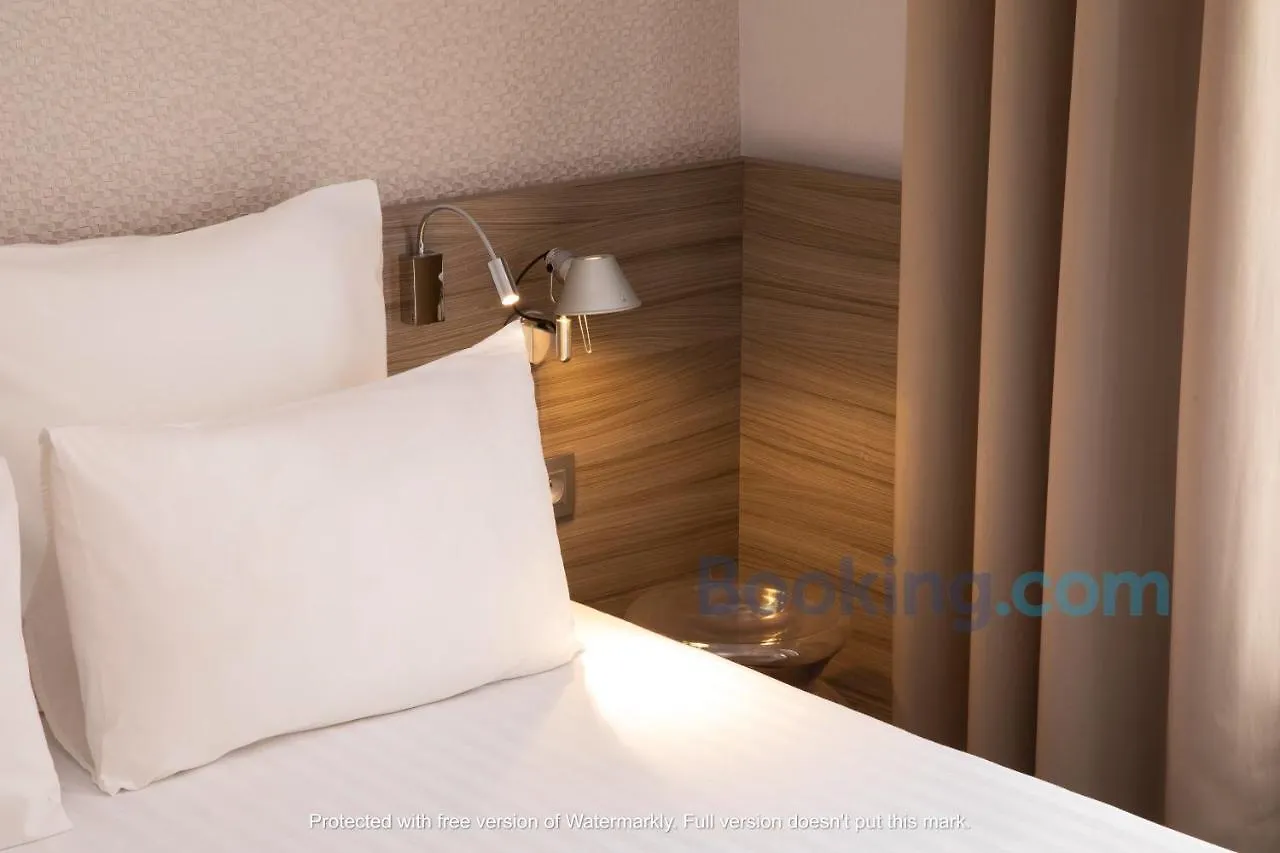 Hotel Des 3 Colleges Paříž