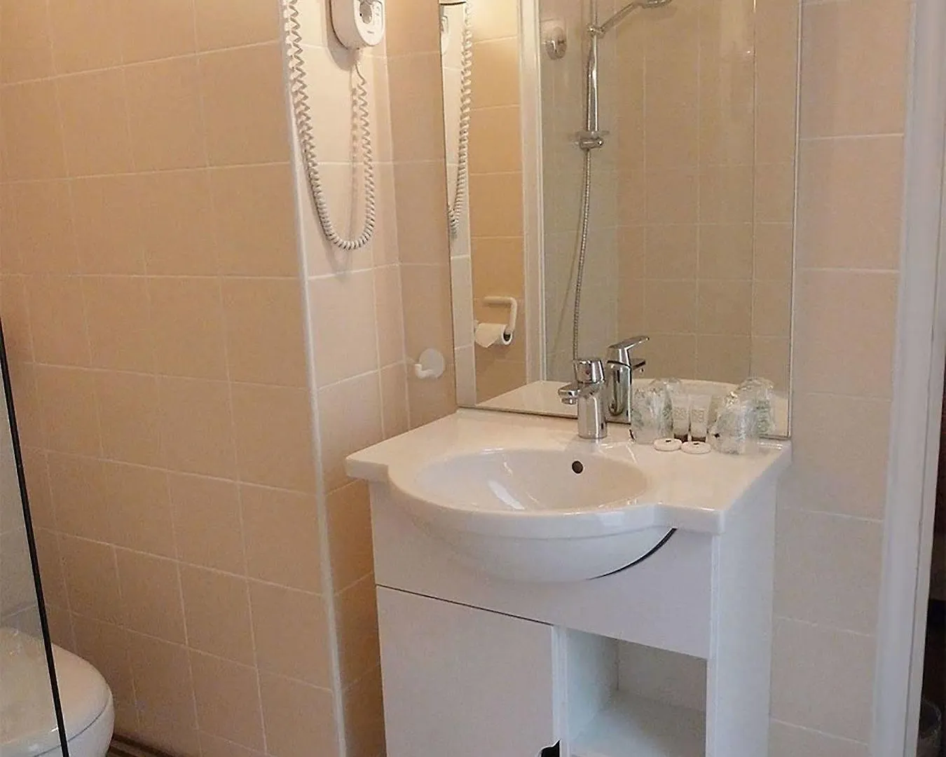 Des 3 Colleges Hotel 3*