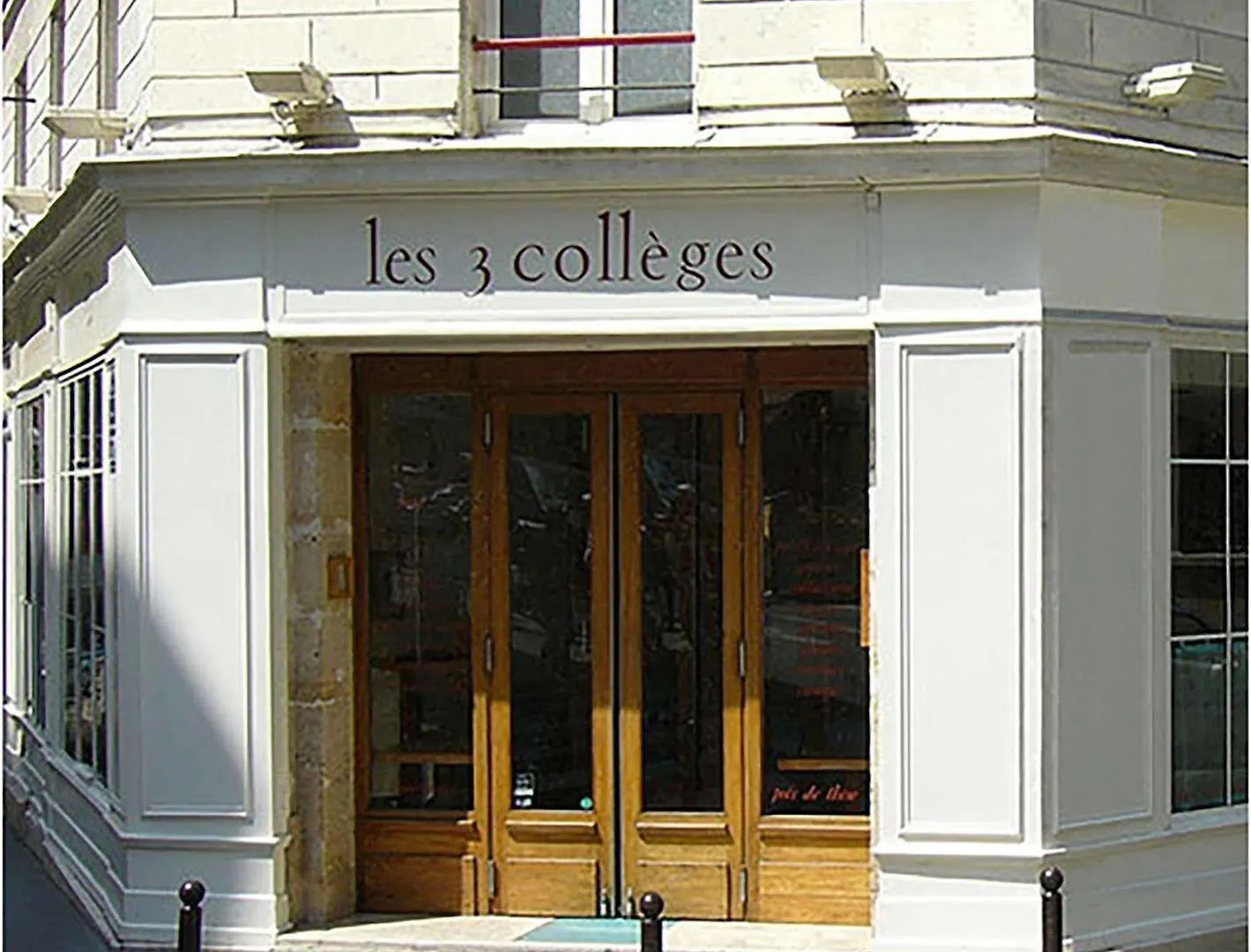 Отель Des 3 Colleges 3*